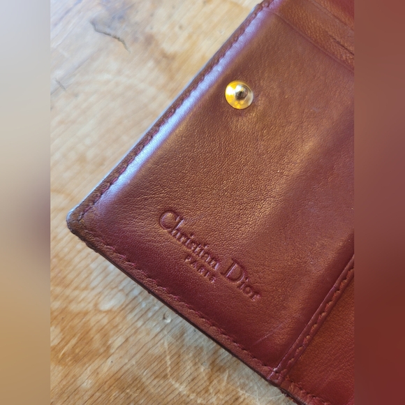 Christian Dior Red Patent Wallet - Picture 4 of 8